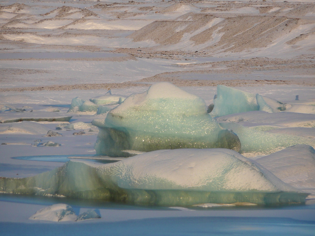 Langue islandaise. Iceberg : ísjaki